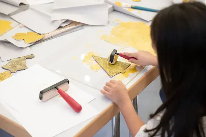 Druckworkshop — Einfärben einer Druckform
